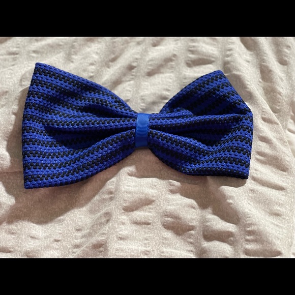 🍂 5/$20 HAIR BOWS 🍂 - Picture 2 of 9